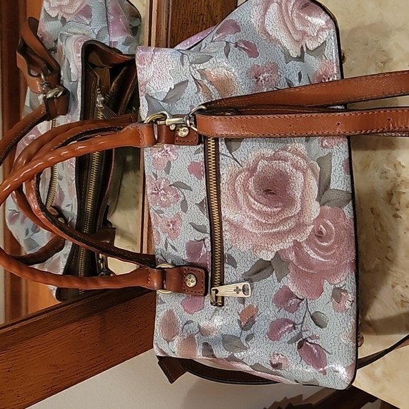 Patricia Nash | Crackled Rose Garden Purse - Picture 4 of 16